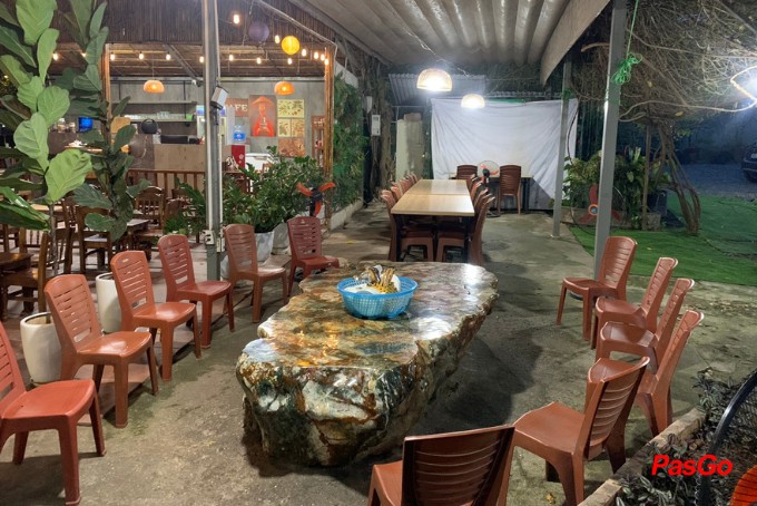 Vườn Bia Lẩu Khuya - Trần Hoà-3